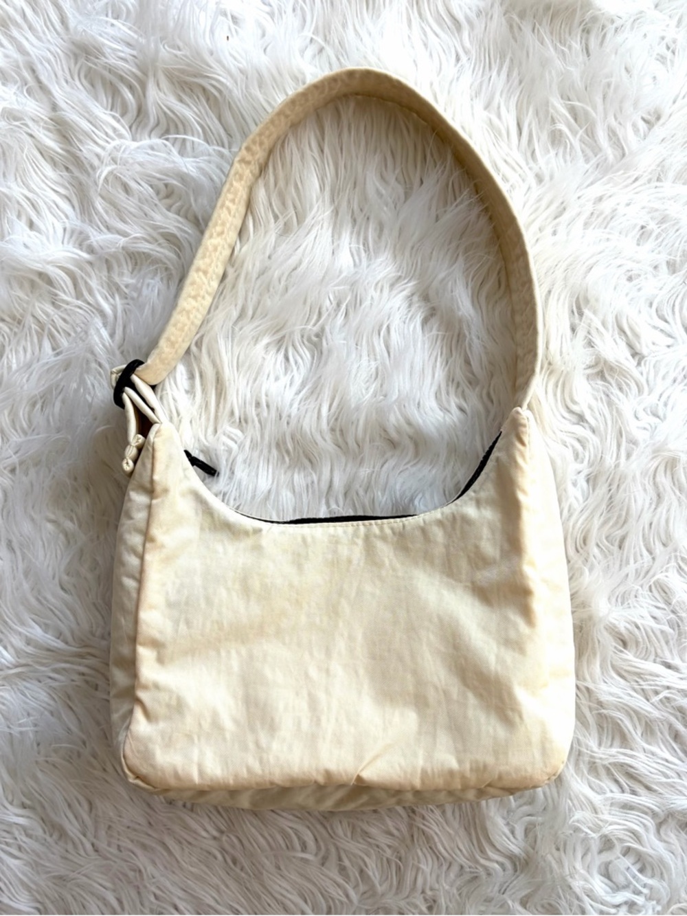 BAGGU Mini Nylon Shoulder Hobo Bag Ivory - Picture 4 of 16